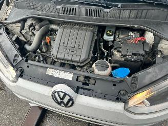 Volkswagen Up 1.0 picture 14