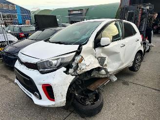 Kia Picanto 1.0 GT LINE picture 1