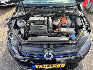 Volkswagen Golf 1.4 TSI / GTE picture 17