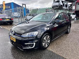 Voiture accidenté Volkswagen Golf 1.4 TSI / GTE 2016/11