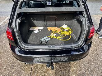Volkswagen Golf 1.4 TSI / GTE picture 16