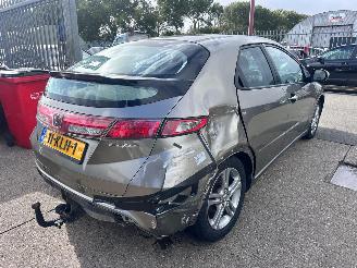 Honda Civic 1.8 AUTOMAAT / 5DR picture 4