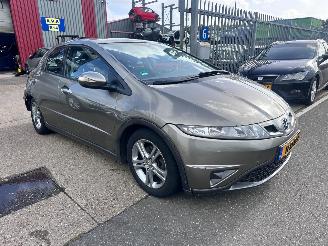 Honda Civic 1.8 AUTOMAAT / 5DR picture 3