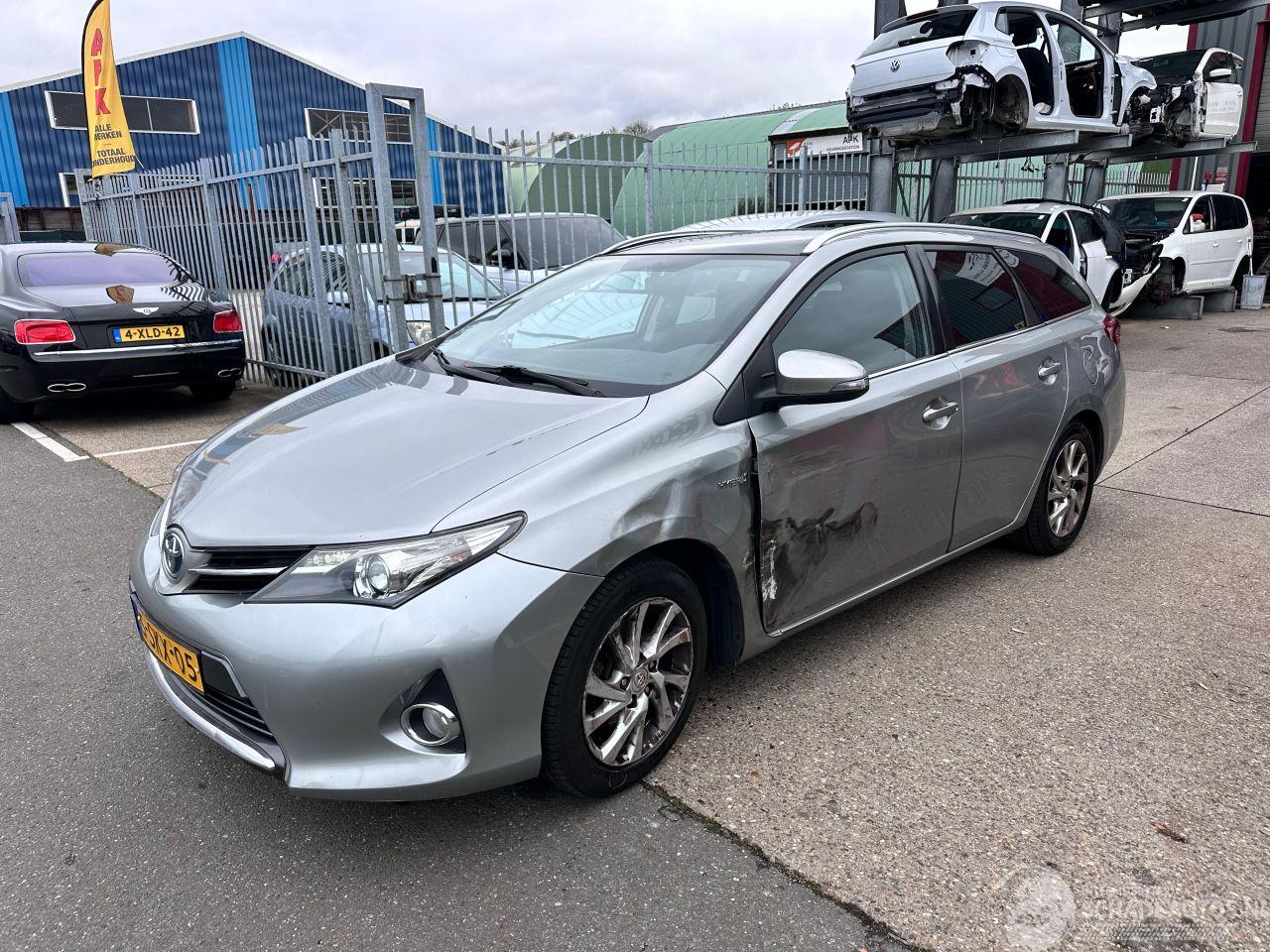 Toyota Auris Touring Sports 1.8 HYBRIDE / PANO