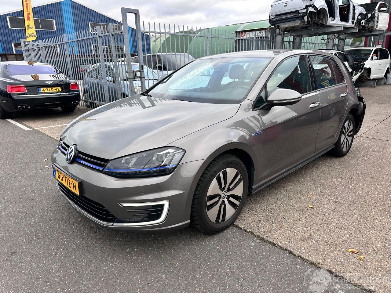 Volkswagen Golf 1.4 TSI / GTE / DSG