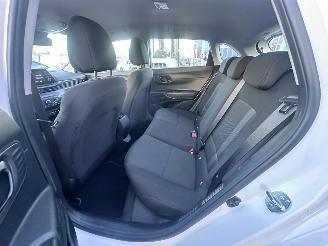 Hyundai I-20 1.0 T-GDI picture 8