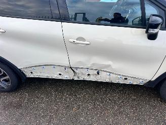 Renault Captur 0.9 TCe DYNAMIQUE picture 17