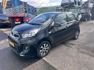 Schadeauto Kia Picanto 1.0 CVVT NAVI / CAM 2017/5