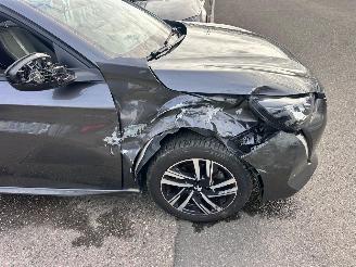 Peugeot 208 1.2 AUTOMAAT picture 17