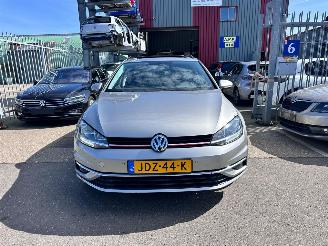 Volkswagen Golf 1.0 TSI / DSG / PANO / picture 3