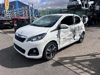 Peugeot 108 1.0 AUTOMAAT picture 5