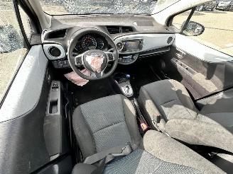 Toyota Yaris 1.5 FULL HYBRIDE picture 7