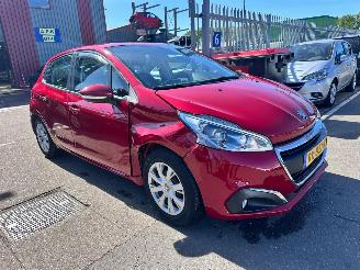 Peugeot 208 1.2 BLUE LION picture 3