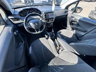 Peugeot 208 1.4 VTI ENVY 38.000 KM picture 7