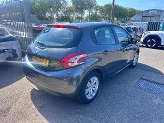 Peugeot 208 1.4 VTI ENVY 38.000 KM picture 4