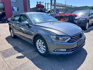 Damaged car Volkswagen Passat 1.4 TSI 2016/9