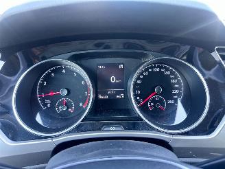 Volkswagen Touran 1.0 TSI 7 PERSOON picture 10