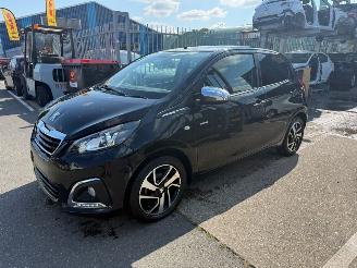 Schadeauto Peugeot 108 1.0 AUTOMAAT 2019/4