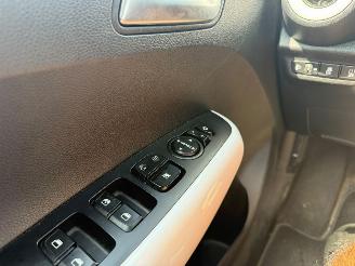 Kia Picanto 1.0 CVVT COLOUR EDITION picture 13