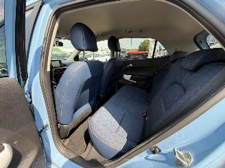 Kia Picanto 1.0 CVVT COLOUR EDITION picture 2