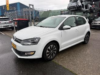 krockskadad bil auto Volkswagen Polo 1.4 TDI BLUEMOTION 2015/7
