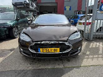 Tesla Model S P85+ PERFORMANCE picture 3