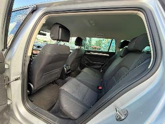 Volkswagen Passat 1.6 TDI / DSG / picture 8