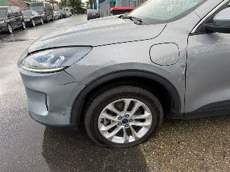 Ford Kuga 2.5 HYRBIDE PLUG-IN PHEV TITANIUM picture 19
