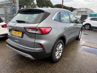Ford Kuga 2.5 HYRBIDE PLUG-IN PHEV TITANIUM picture 4