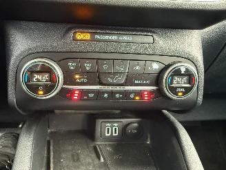 Ford Kuga 2.5 HYRBIDE PLUG-IN PHEV TITANIUM picture 12