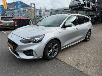 uszkodzony samochody osobowe Ford Focus 1.0 ECOBOOST AUTOMAAT / TITANIUM / X BUSINESS 2020/7