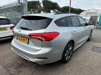 Ford Focus 1.0 ECOBOOST AUTOMAAT / TITANIUM / X BUSINESS picture 4