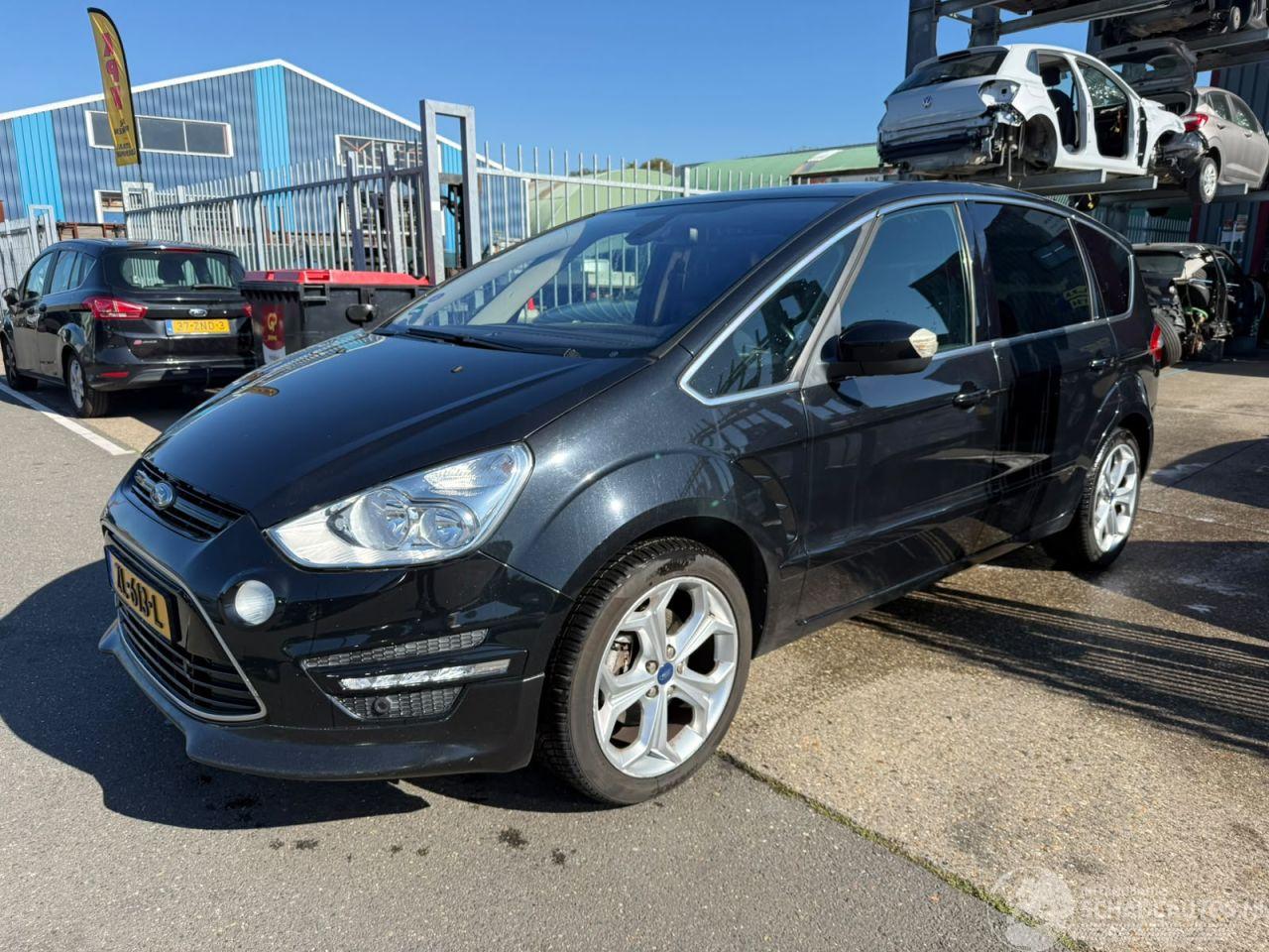 Ford S-Max 1.6 ECOBOOST TITANIUM