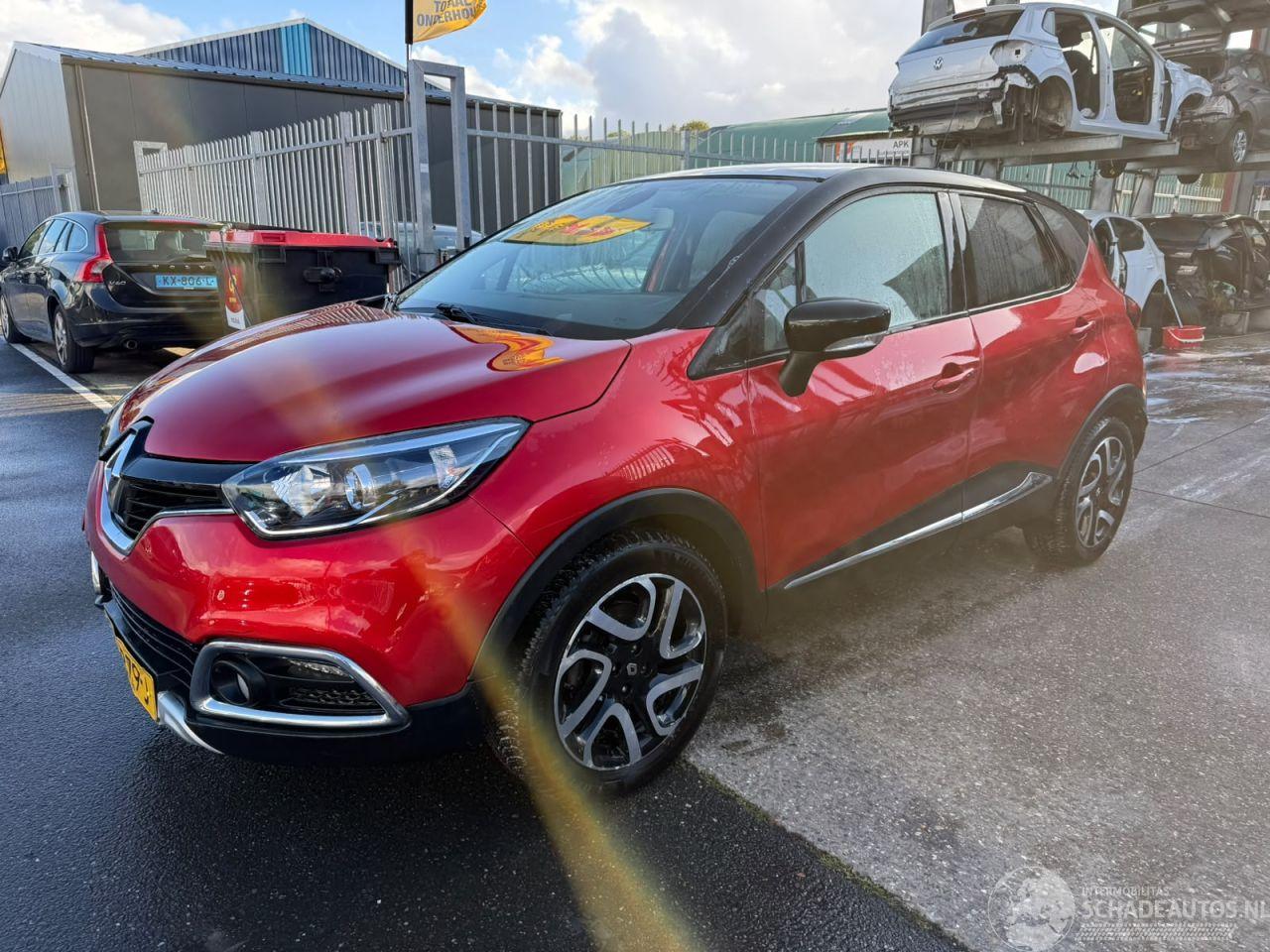 Renault Captur 1.2 TCe / AUTOMAAT/ HELLY HANSEN