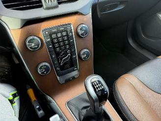 Volvo V-40 2.0 D4 NORDIC + CROSS COUNTRY / PANO / LEER picture 13
