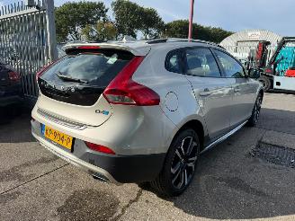 Volvo V-40 2.0 D4 NORDIC + CROSS COUNTRY / PANO / LEER picture 6