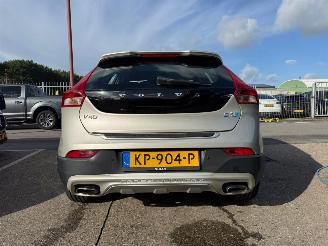 Volvo V-40 2.0 D4 NORDIC + CROSS COUNTRY / PANO / LEER picture 7