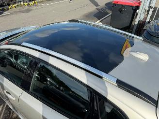 Volvo V-40 2.0 D4 NORDIC + CROSS COUNTRY / PANO / LEER picture 2