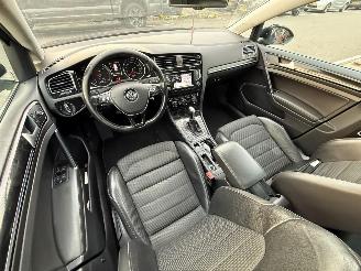 Volkswagen Golf 1.6 TDI / DSG / PANO / HIGHLINE picture 8