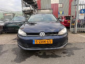 Volkswagen Golf 1.6 TDI / DSG / PANO / HIGHLINE picture 3