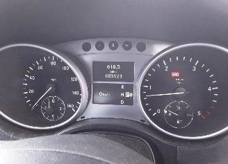 Mercedes ML 350CDI 300CDI AMG AUTOMAAT 160000KM  FACELIFT picture 2