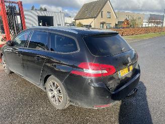 Peugeot 308 1.6 BlueHDI Blue Lease Executive Pack GLAS DAK picture 4