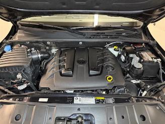 Volkswagen Amarok  picture 18