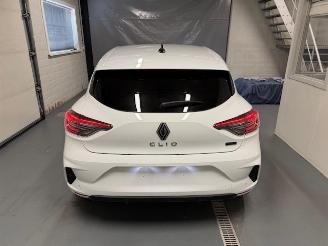 Renault Clio  picture 5