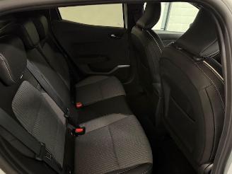 Renault Clio  picture 12