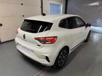 Renault Clio  picture 6