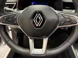 Renault Clio  picture 18