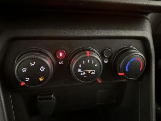 Dacia Sandero  picture 16