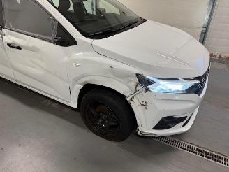 Dacia Sandero  picture 2