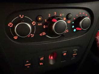 Dacia Logan  picture 15